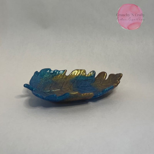 Monstera leaf epoxy trinket tray in blue and gold